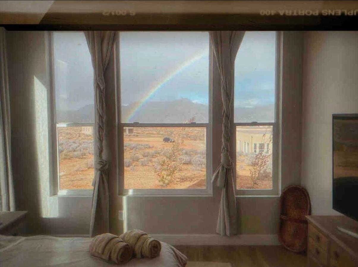 Page Arizona Border Town- Grand Serenity Room With Mesa Views Big Water Eksteriør billede