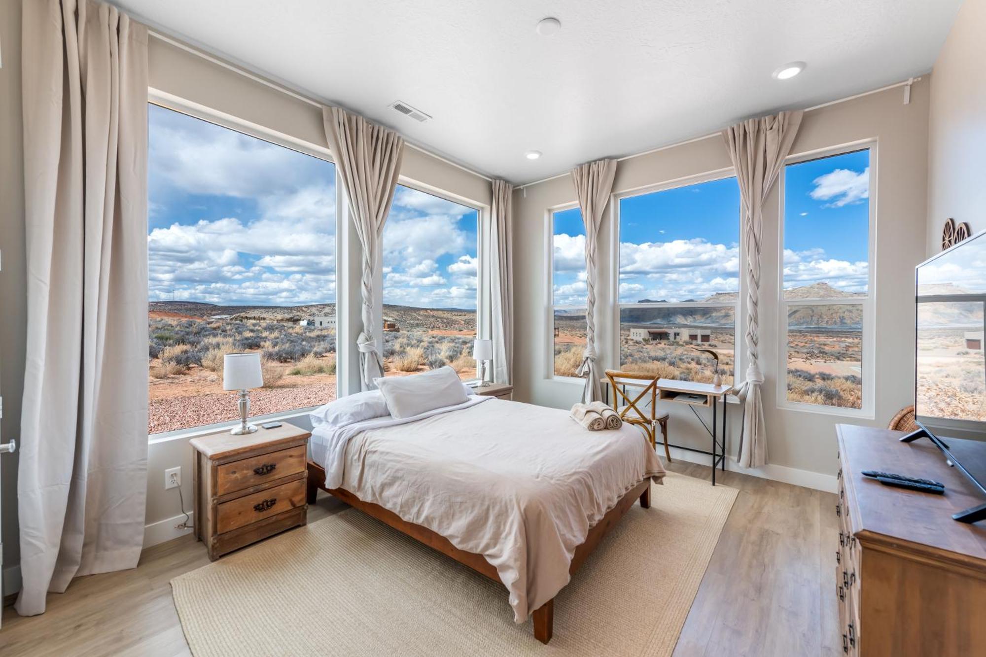 Page Arizona Border Town- Grand Serenity Room With Mesa Views Big Water Eksteriør billede